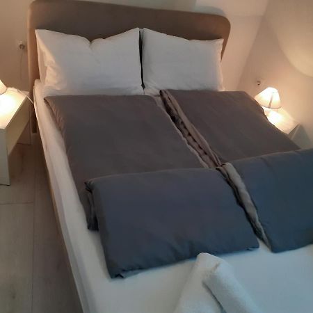 Studio Apartman Lorena Zadar Exterior foto